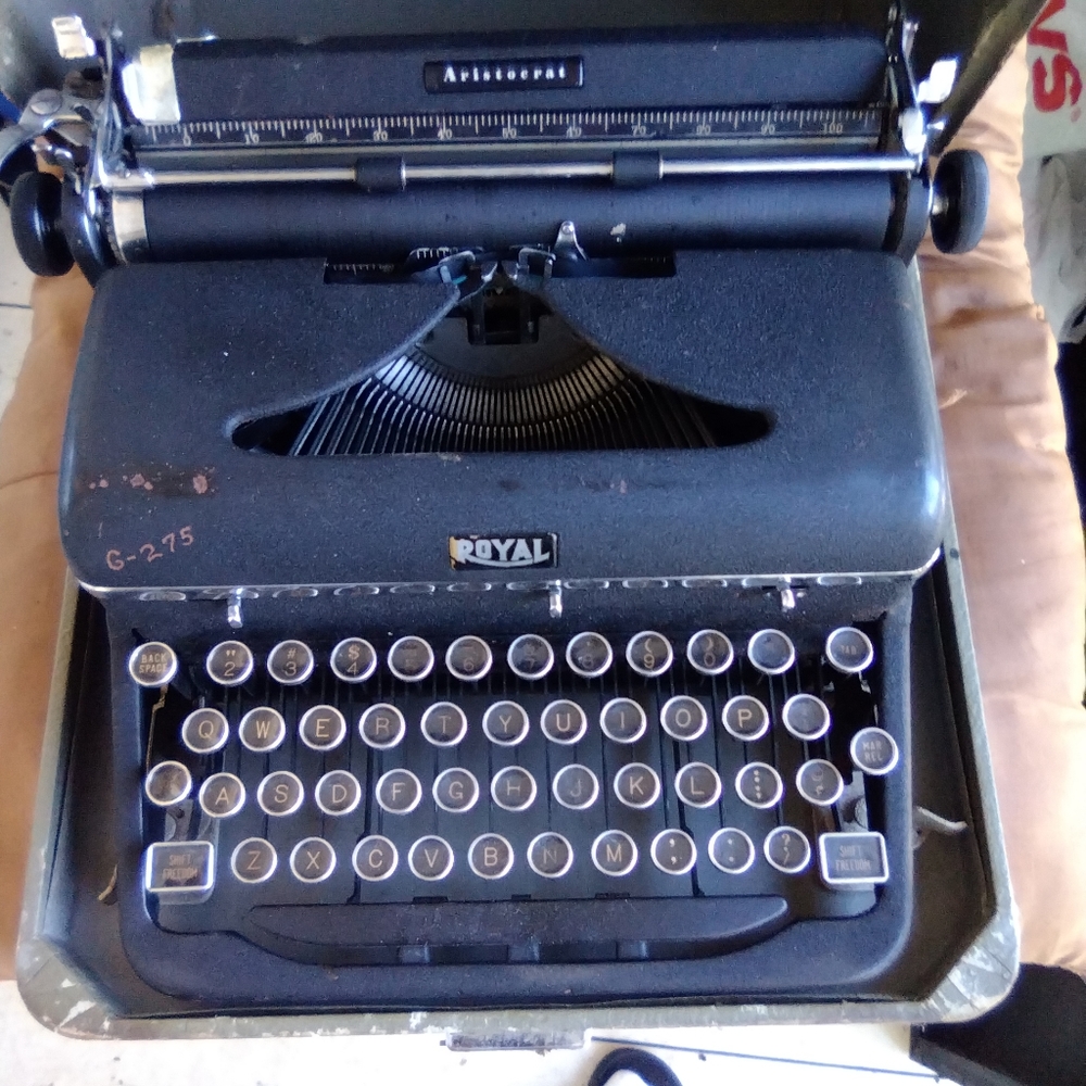 Vintage Typewriter